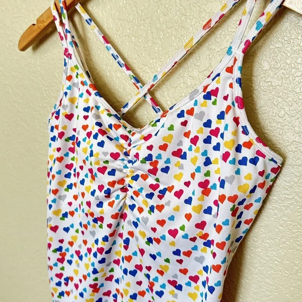 runningskirts.com Run Love Rainbow Heart Activewear Tank Top Back Pocket‎